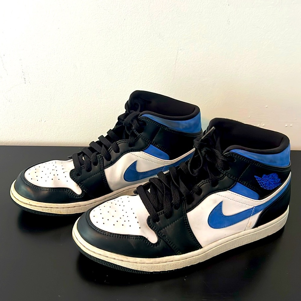 Air Jordan 1 Mid ‘Racer Blue’ sneakers size 11